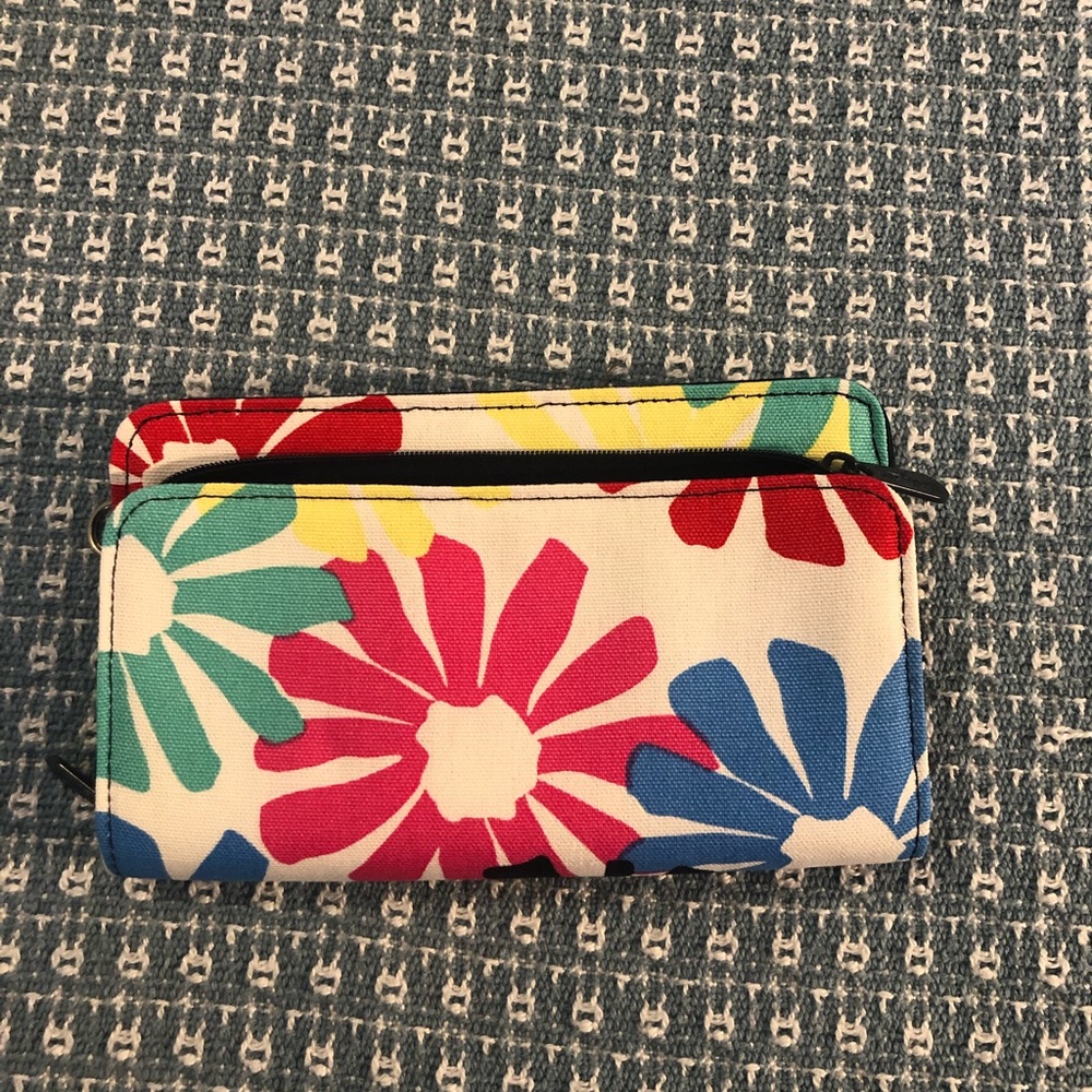 Thirty one perfect cents wallet